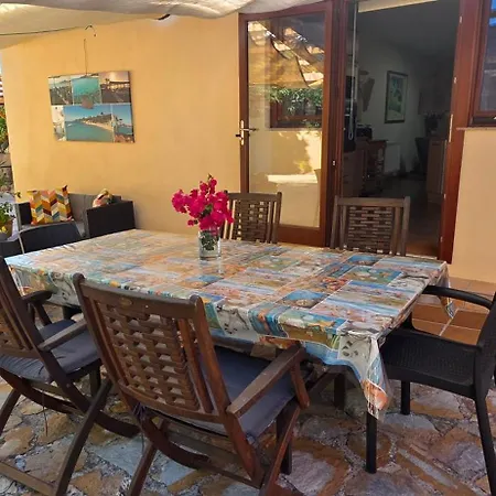 Casa La Siesta- Ruhiges In Cala Ratjada, 300 M Vom Son Moll Entfernt