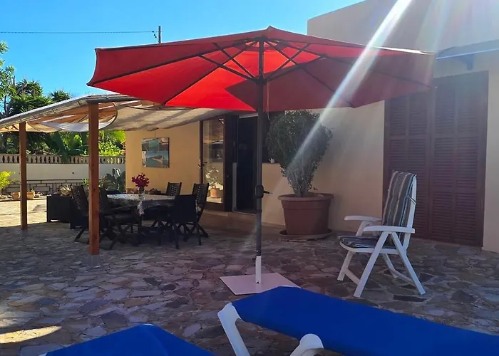 別荘 Casa La Siesta- Ruhiges In Cala Ratjada, 300 M Vom Son Moll Entfernt カラ・ラトハダ